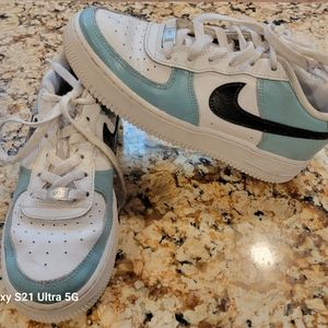 Nike Air Force 1s Size 6Y or 7.5 Woman